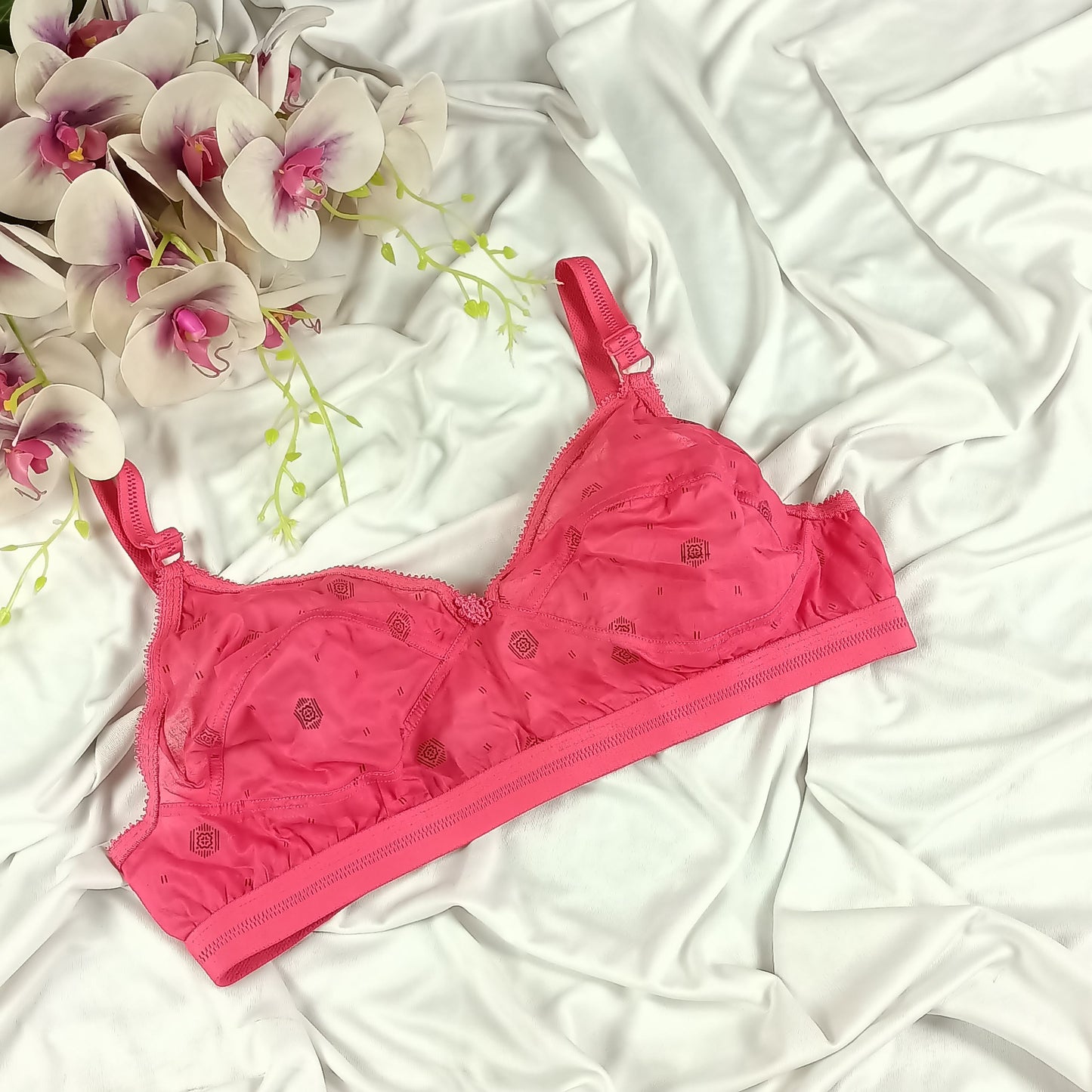 5-Piece Combo + 1 FREE BONUS! (Total 6 Bras!) — More Savings! Like-Me Muslin BR21138