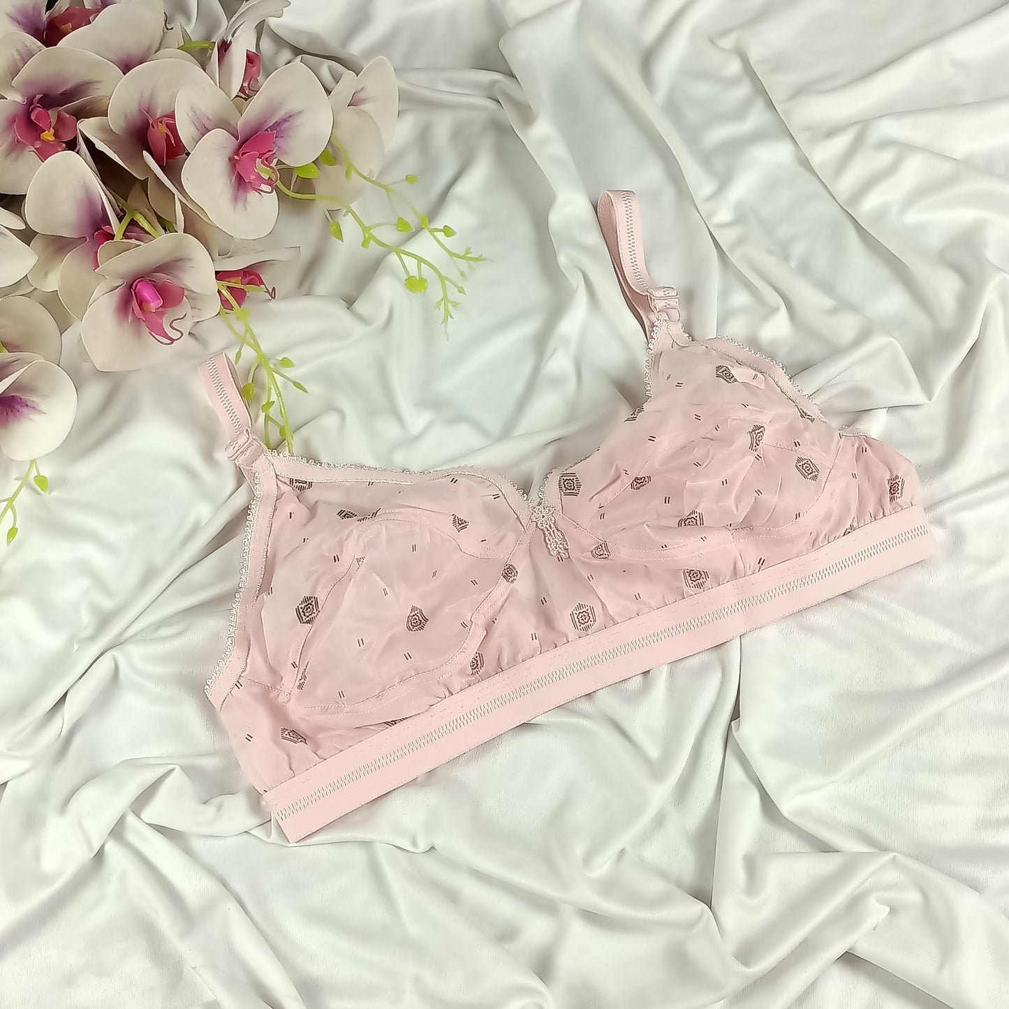 5-Piece Combo + 1 FREE BONUS! (Total 6 Bras!) — More Savings! Like-Me Muslin BR21138