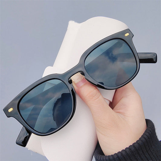 LOUIS VUITTON Summer Anti-UV Sunglass Retro SU22113LB0